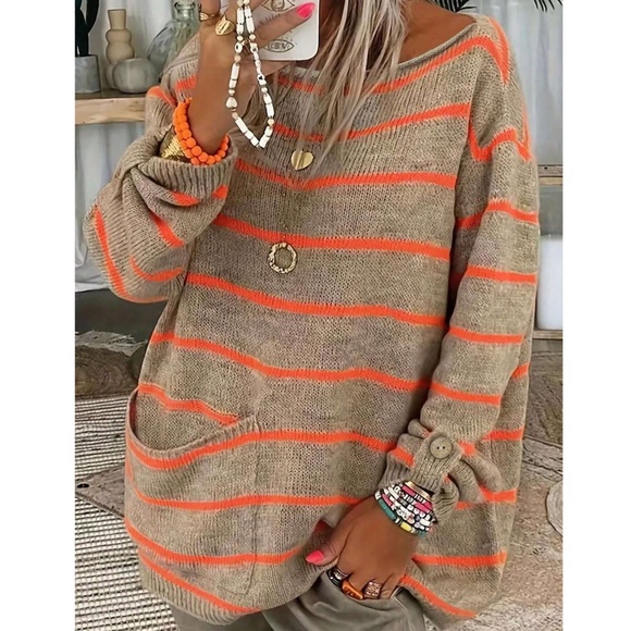Cozy Striped Pocket Loose Fit Sweater Top - Picture 4 of 13